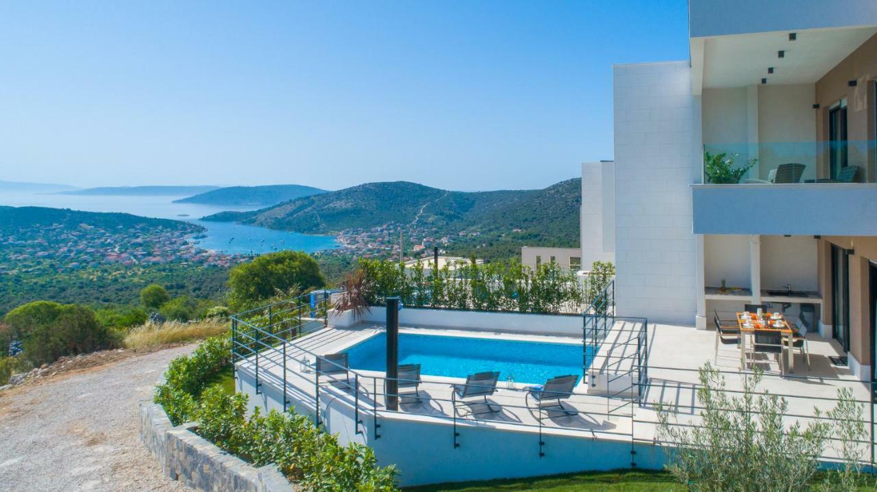 View Villas Collection Vinisce Exterior photo